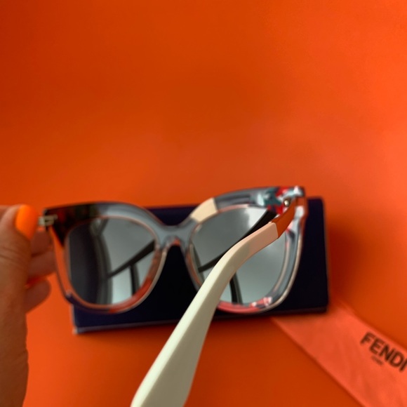 ?FENDI? ? Sunglasses ? Original main image 6
